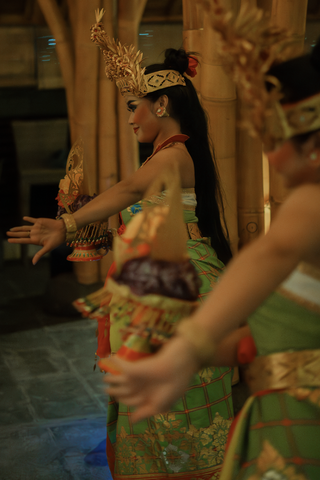 1752720955.7474_Traditional_Balines_Dance_Show_-_Tarian_Tradisional_Bali_8.png