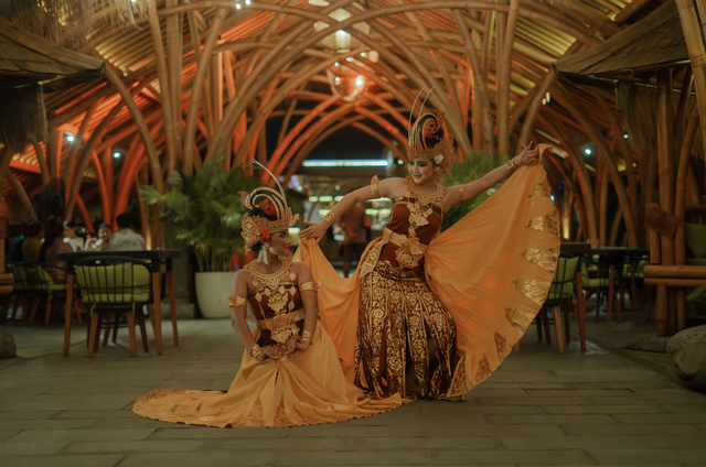 1752720955.7477_Traditional_Balines_Dance_Show_-_Tarian_Tradisional_Bali_3.png